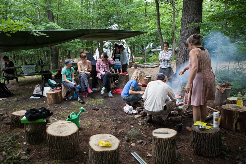 Forest school. Crédit: Child and Nature Alliance of Canada (https://childnature.ca)