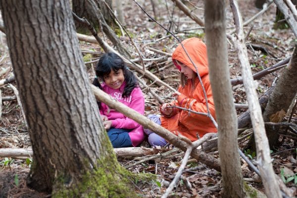 Forest school. Crédit: Child and Nature Alliance of Canada (https://childnature.ca)Forest school. Crédit: Child and Nature Alliance of Canada (https://childnature.ca)